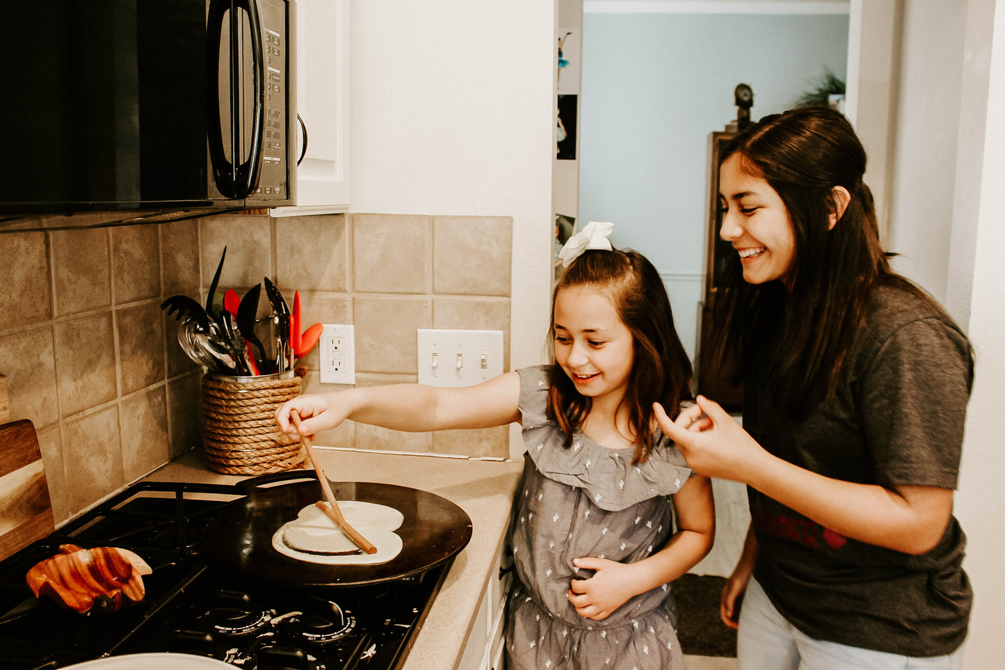 7" Beechwood Crepe Batter Spreader